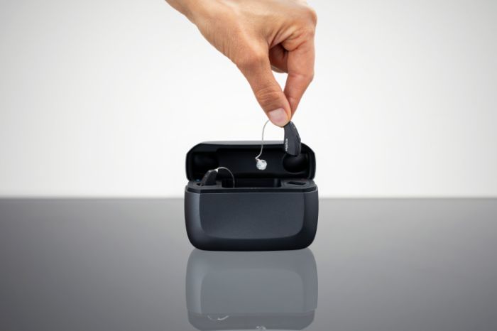 Ampli energy hoortoestellen opladen 