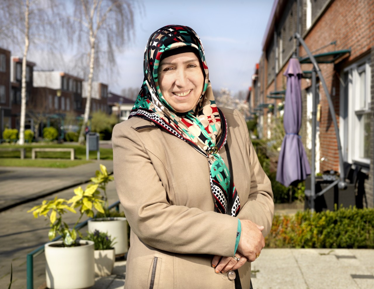 Vrouw met hoortoestellen
